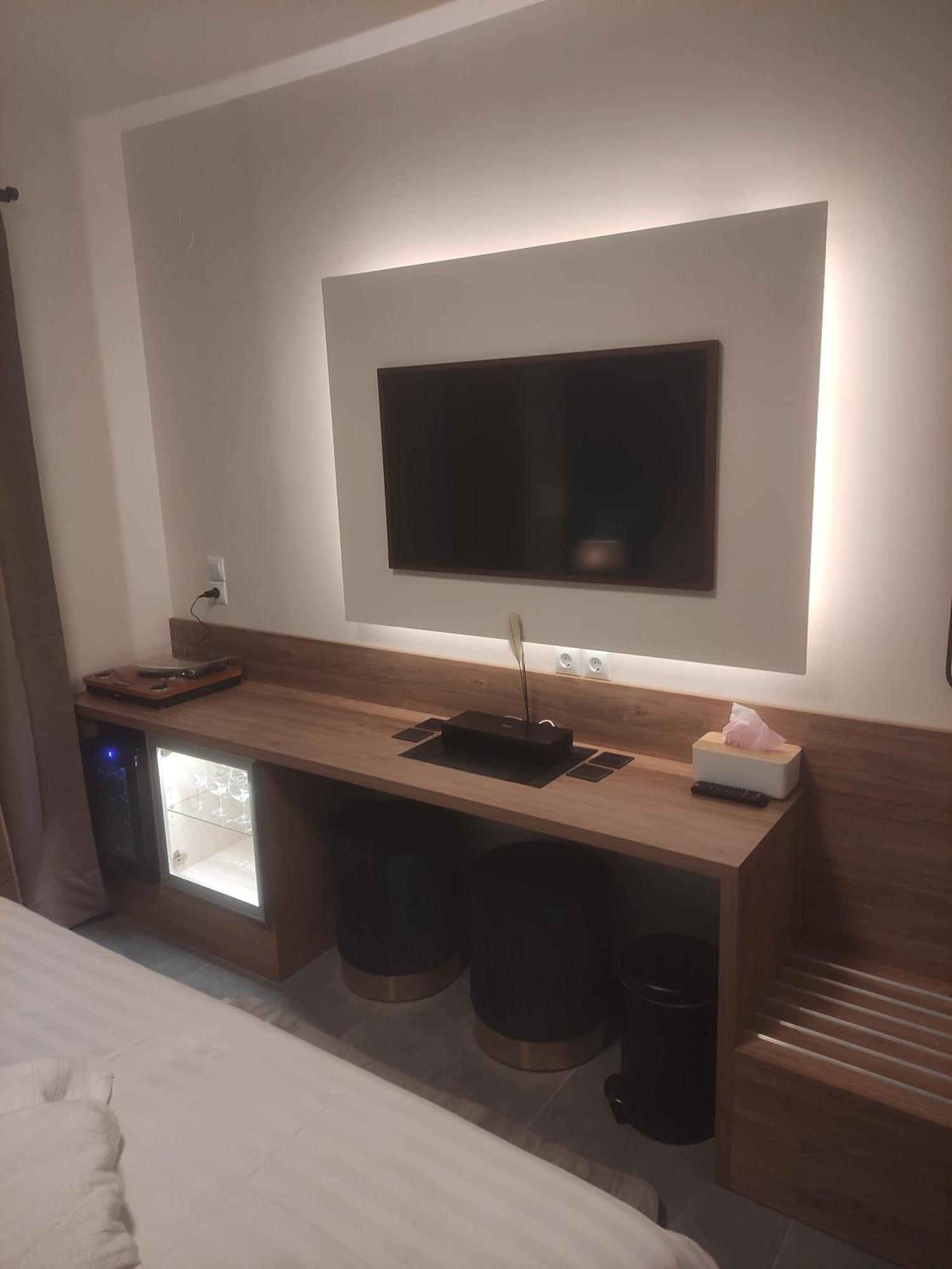 Iqoqo Hotels - Luxury Suites Ioannina Luaran gambar